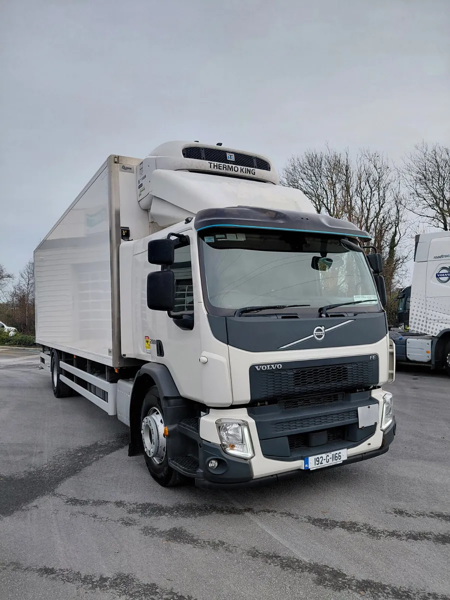 Volvo Fe Twin evap fridge 2019 - Image 1