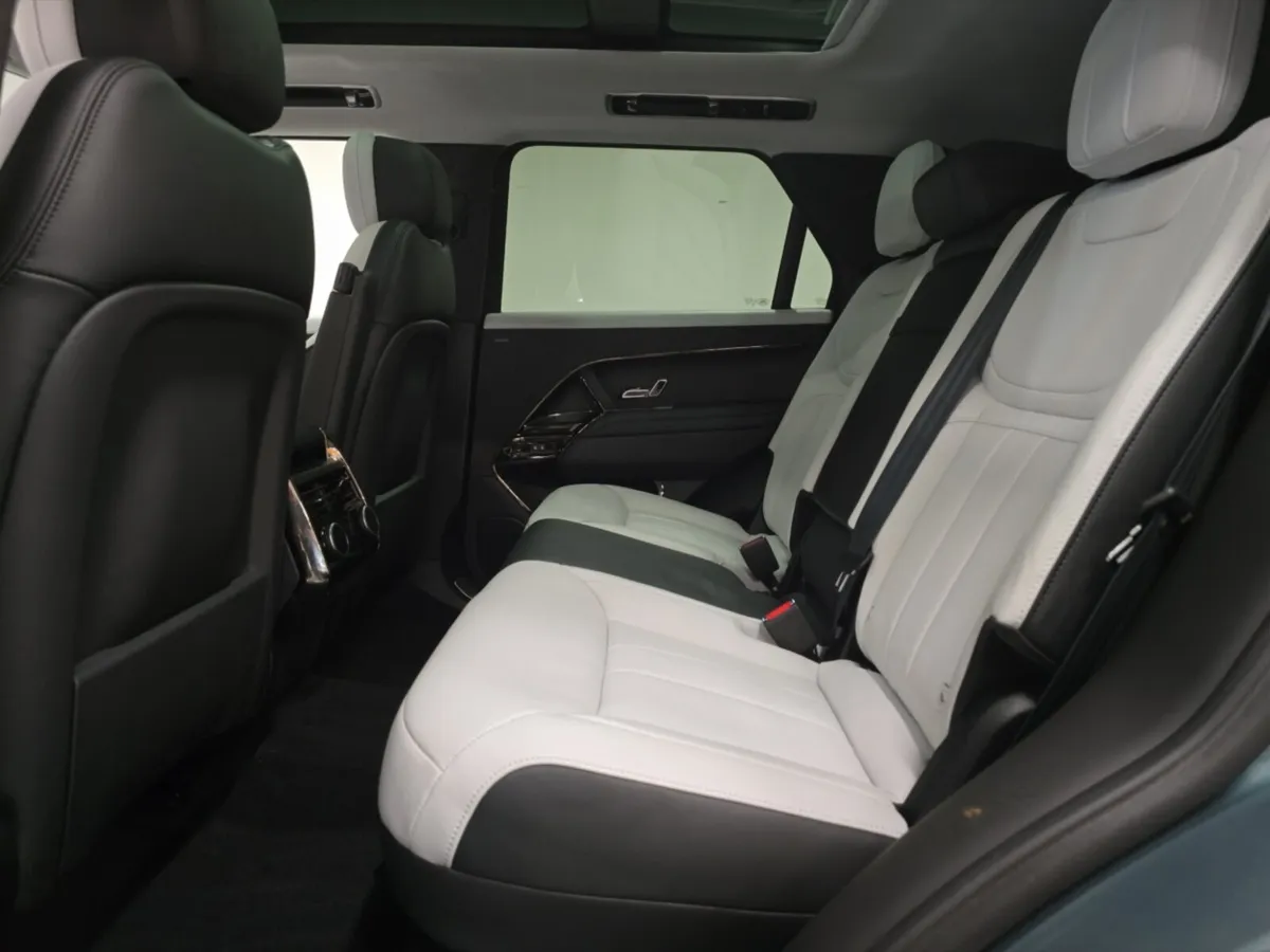 Land Rover Range Rover Sport Diesel Estate Autobio - Image 4