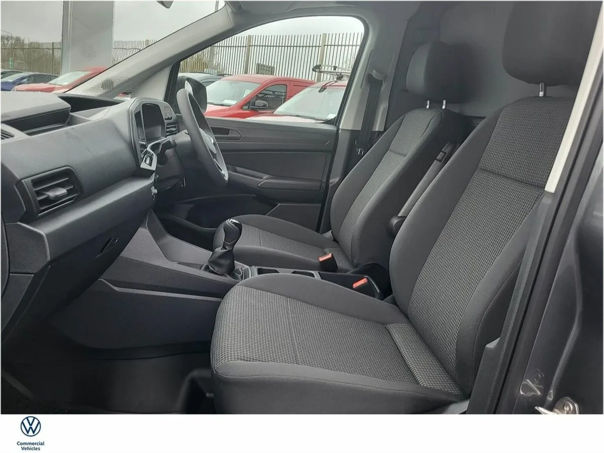 Volkswagen Caddy CARGO 2.0 TDI 102HP M6F 5DR *(€22 - Image 4