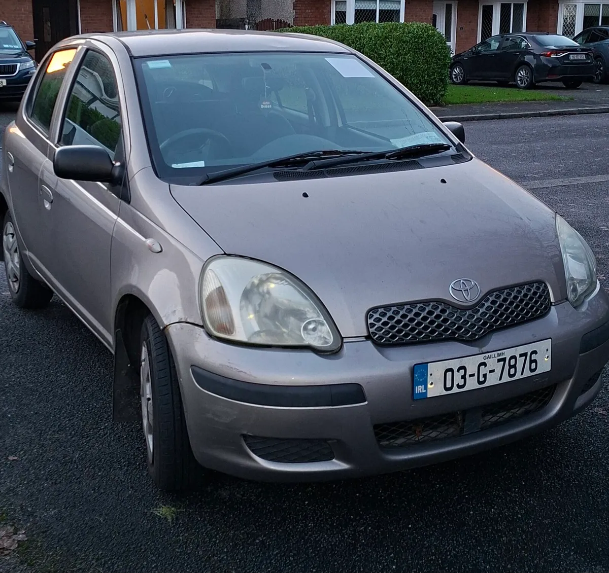 Toyota Yaris 2003 - Image 2