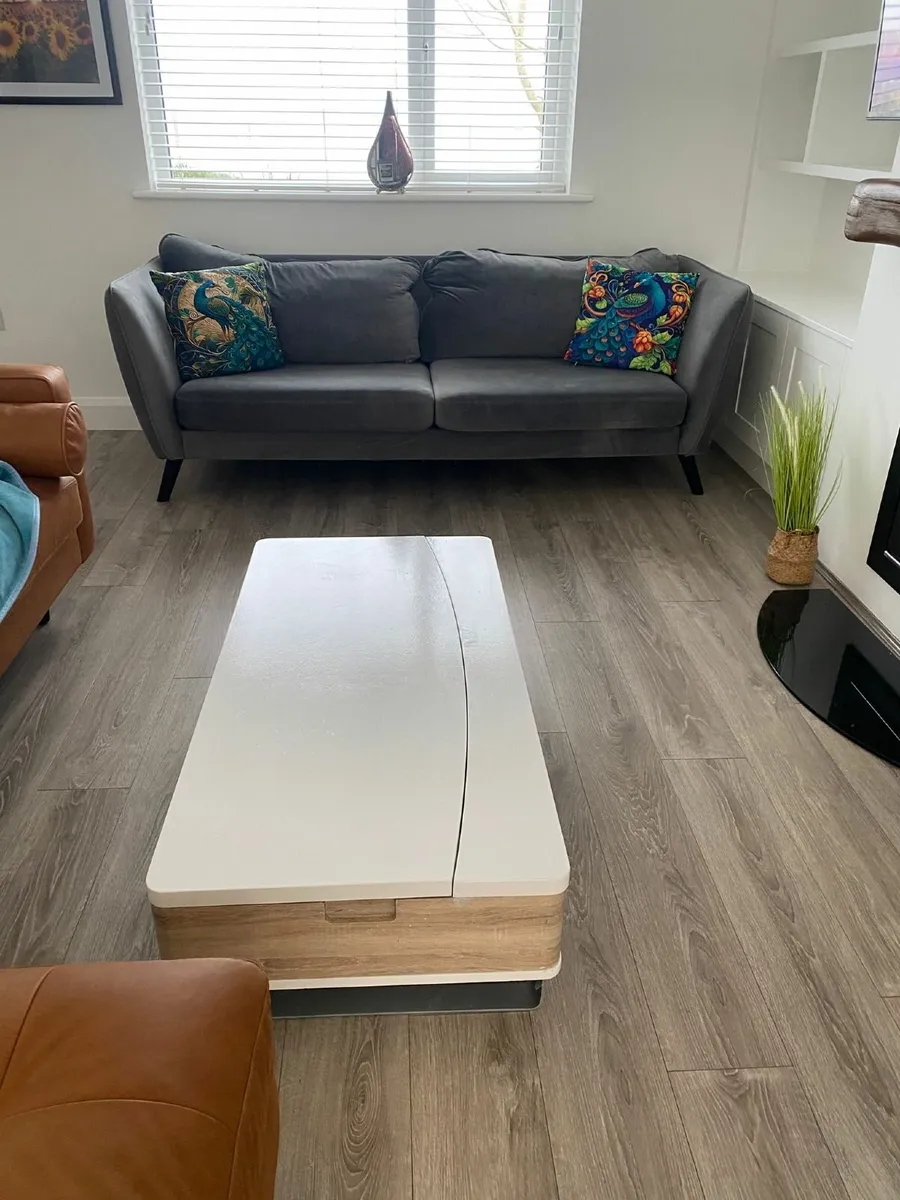 Sofa  and coffee table - Image 2
