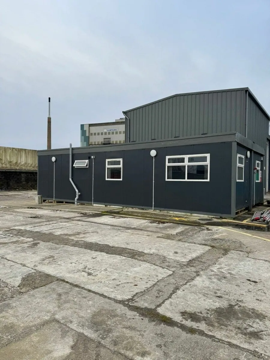 Mobile Sectional Building 40ft x 20ft - Image 1