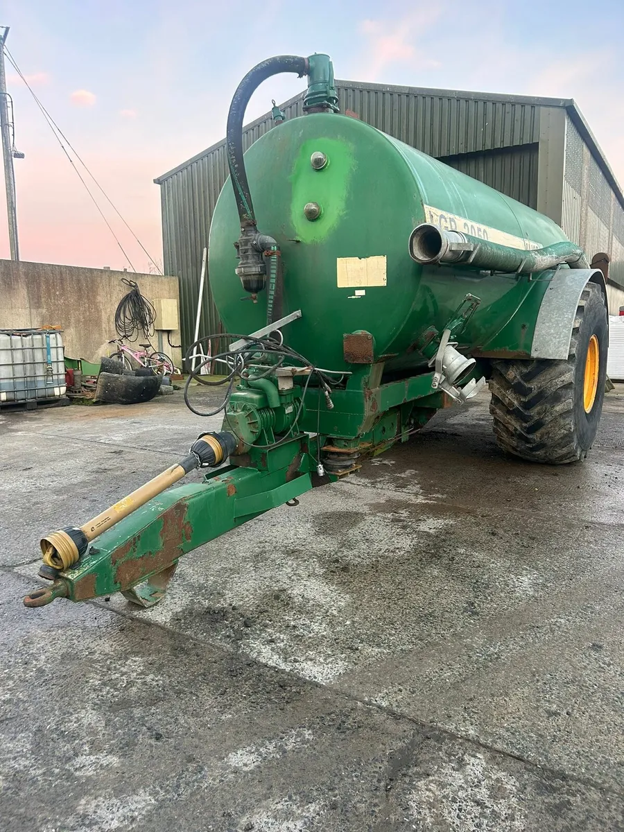 Major 2050 - Image 1