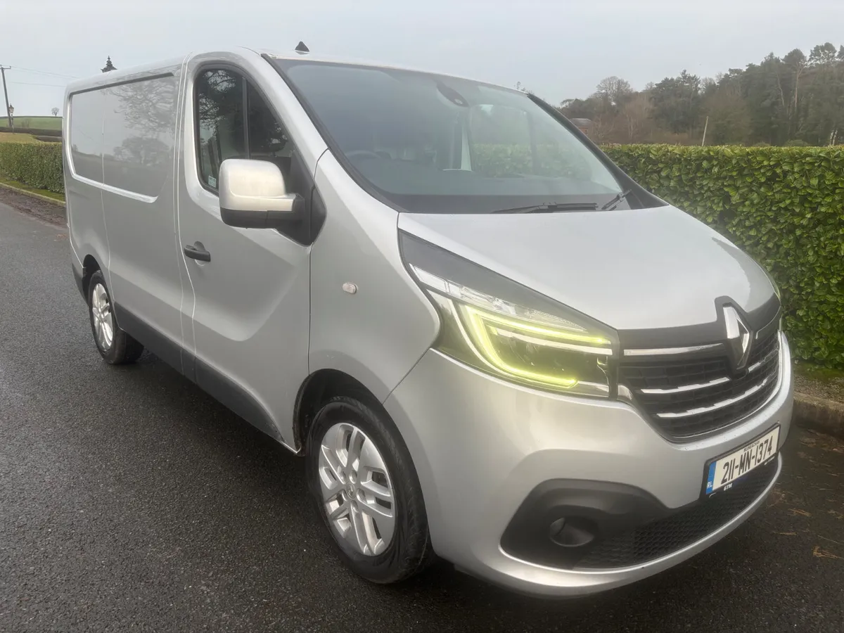 2021 Renault Trafic 2.0DCI Sport, 1 years Doe - Image 1