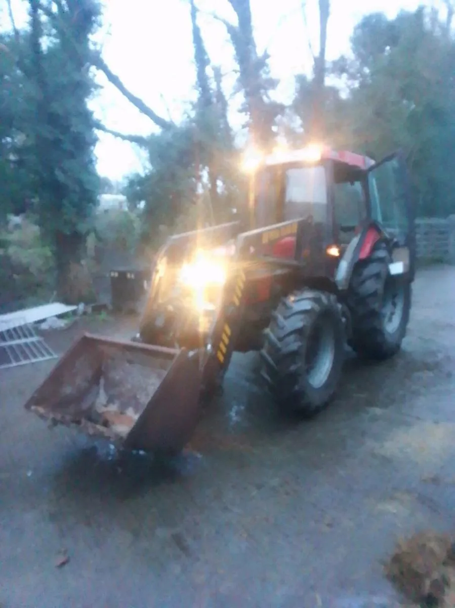 Tractor l - Image 1