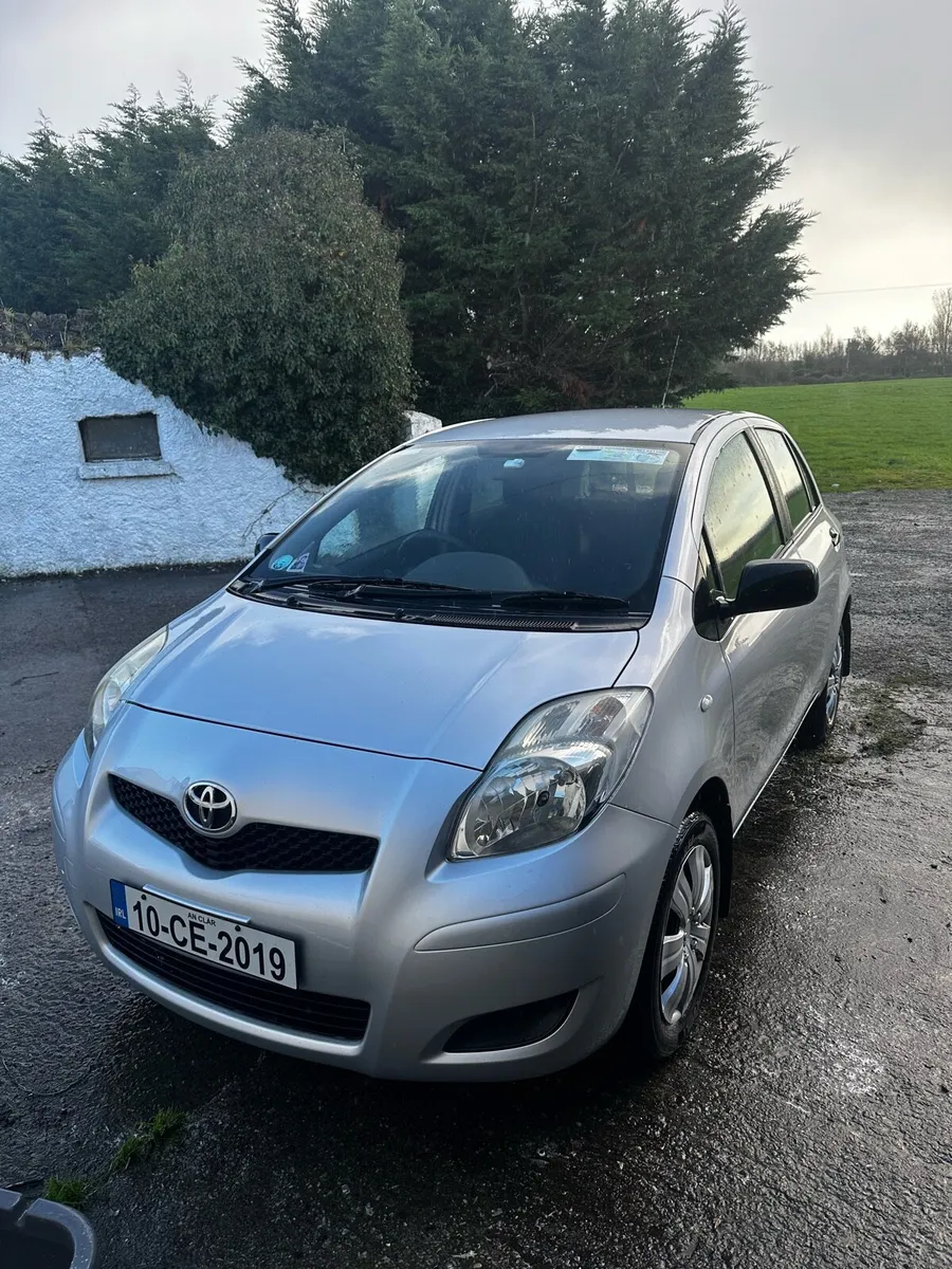 Toyota Yaris - Image 2