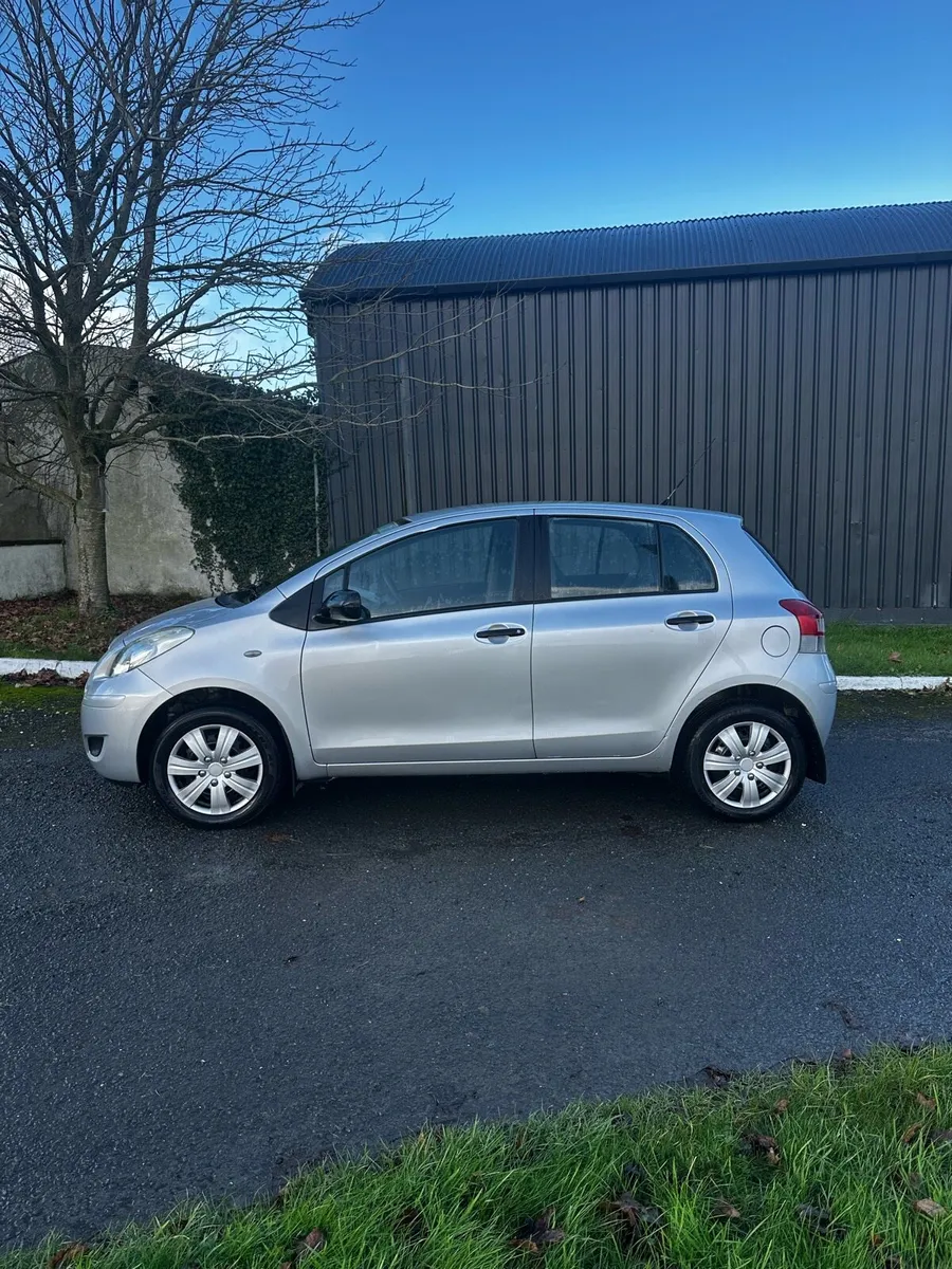 Toyota Yaris - Image 4