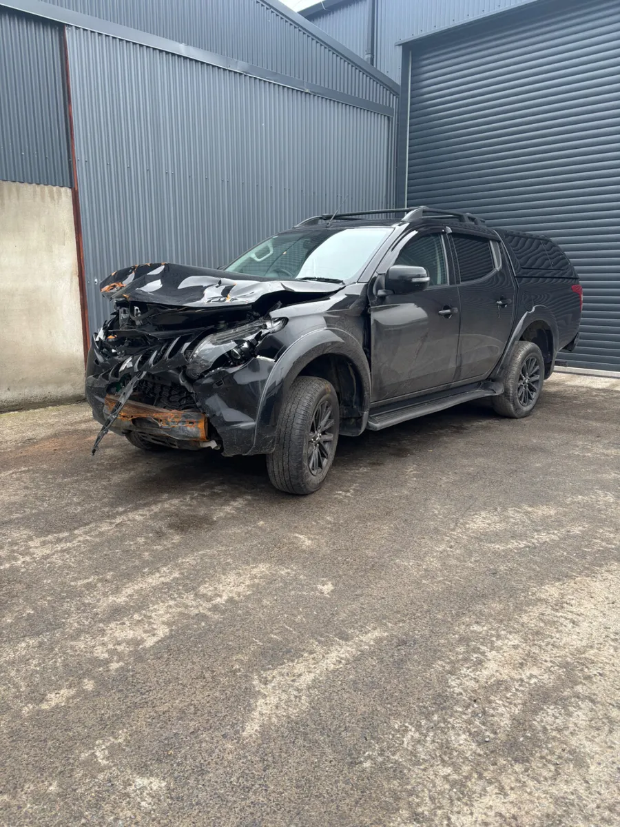 2019 Mitsubishi L200 for Breaking - Image 1