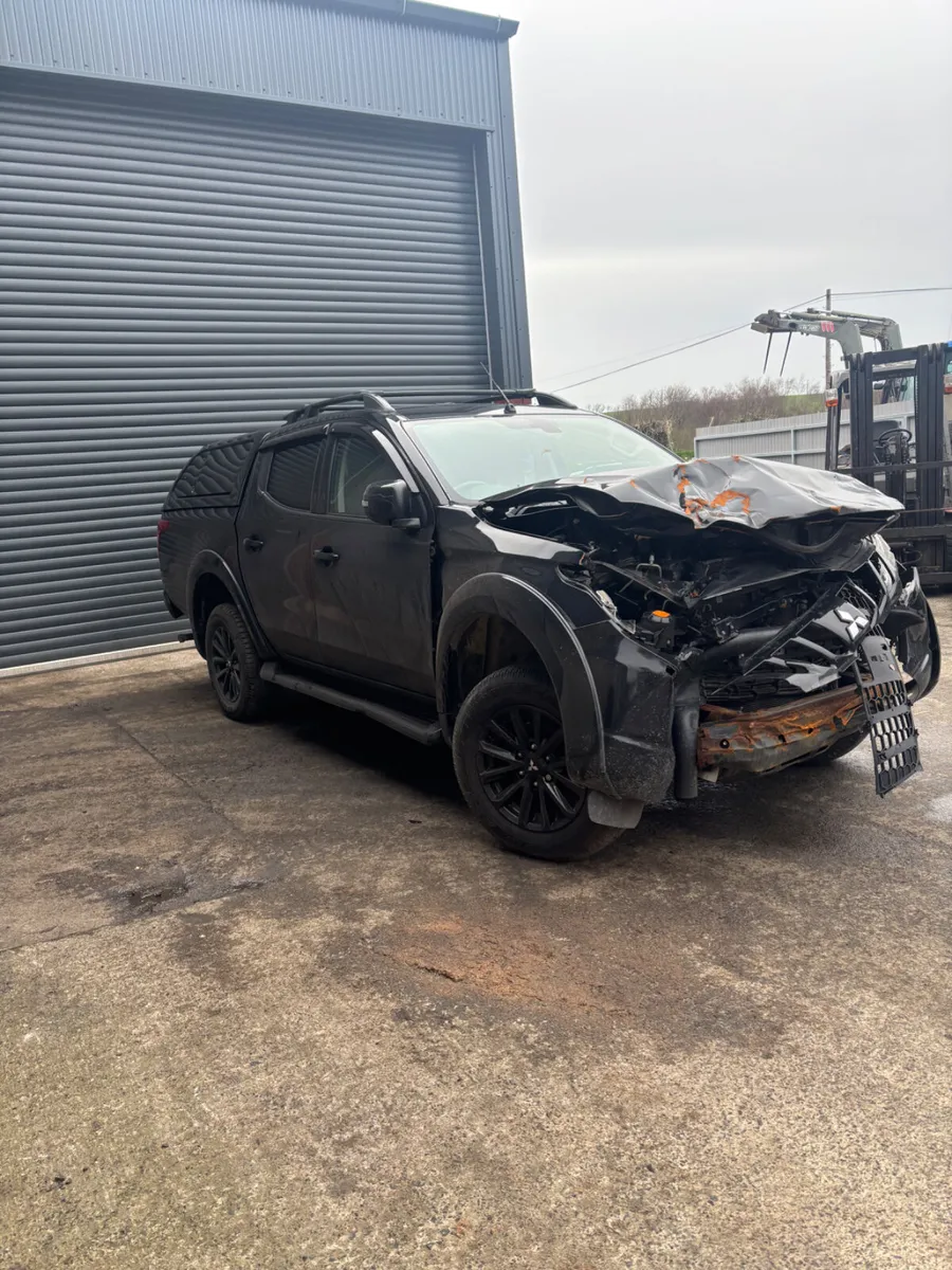 2019 Mitsubishi L200 for Breaking - Image 2