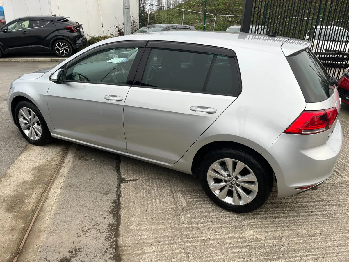 Volkswagen Golf 2016. 1.2 TSI 5DR AUTO LOW KMS - Image 4