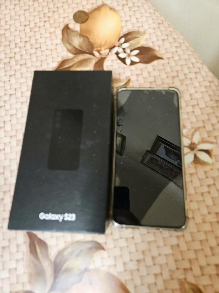 Mobile phone - Image 1