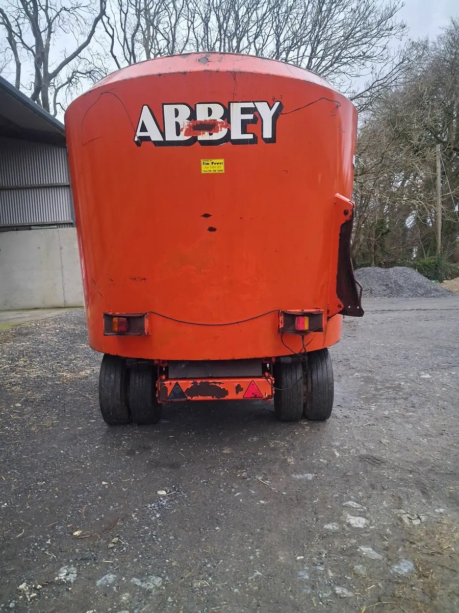 Tub Feeder - Image 2