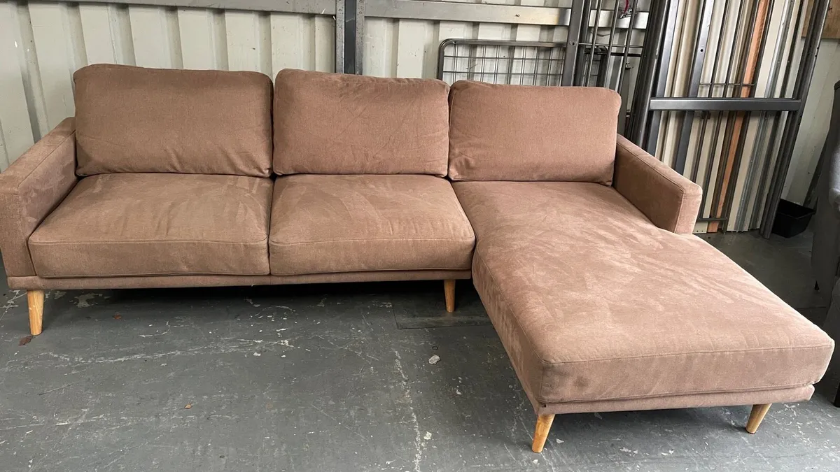 L Corner sofa - Image 2