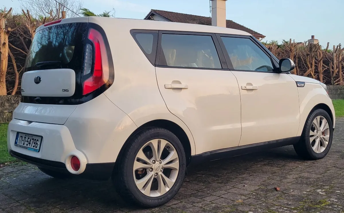 2017 Kia Soul 1.6 CRDI - Image 1