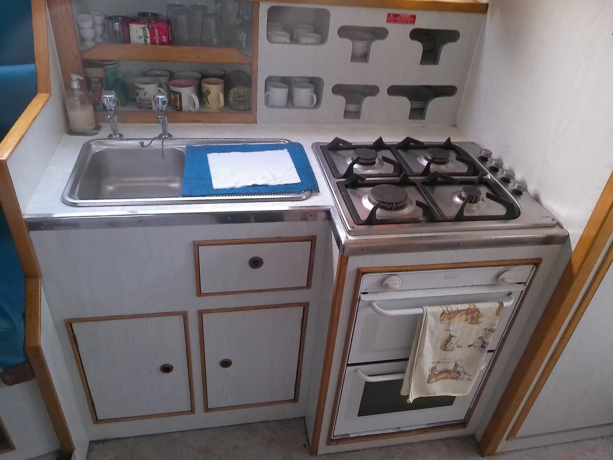 1993 Bounty 27 Sedan Mk2. - Image 3