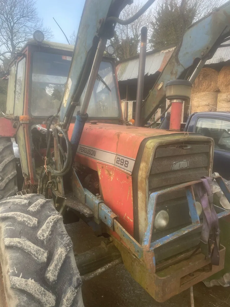 Front loader&pronges with brackets and spool valve - Image 2