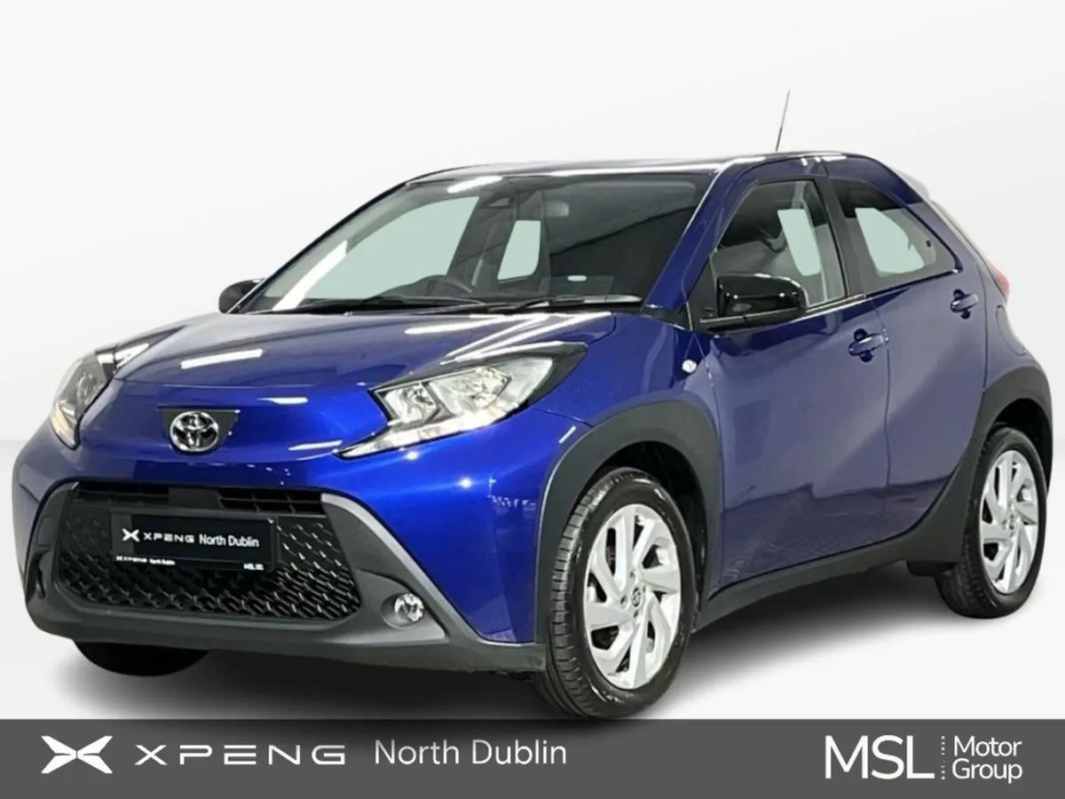 Toyota Aygo X Pulse 1.0 - Reversing Camera - Air-C - Image 1