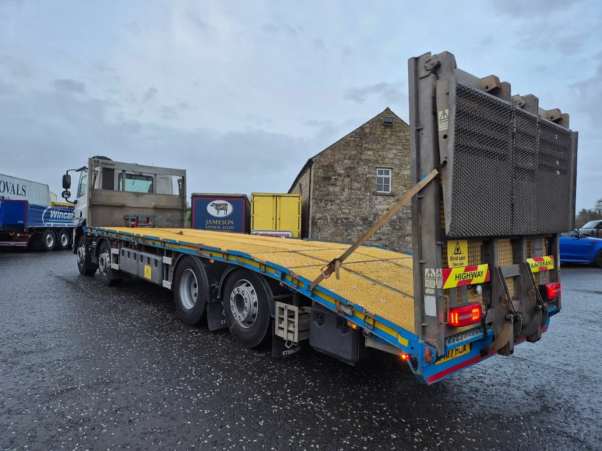 2017 Daf CF400 8x2 32ft Beavertail Plant Truck - Image 4