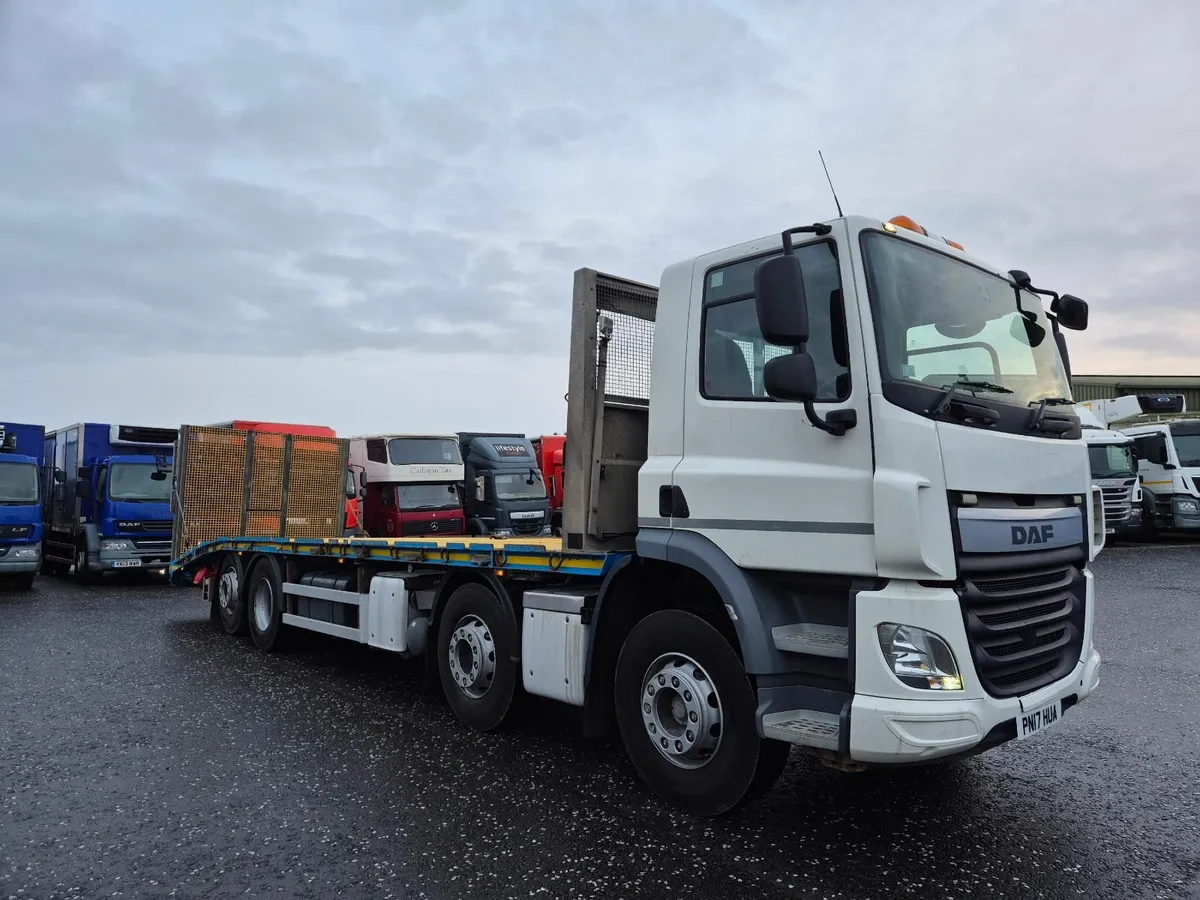 2017 Daf CF400 8x2 32ft Beavertail Plant Truck - Image 1