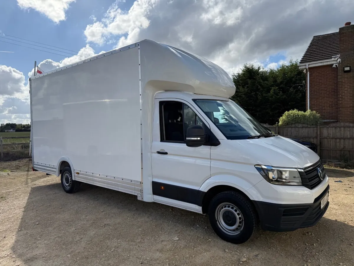 VOLKSWAGEN CRAFTER LWB XL LOW LOADER LUTON BOX VAN - Image 2