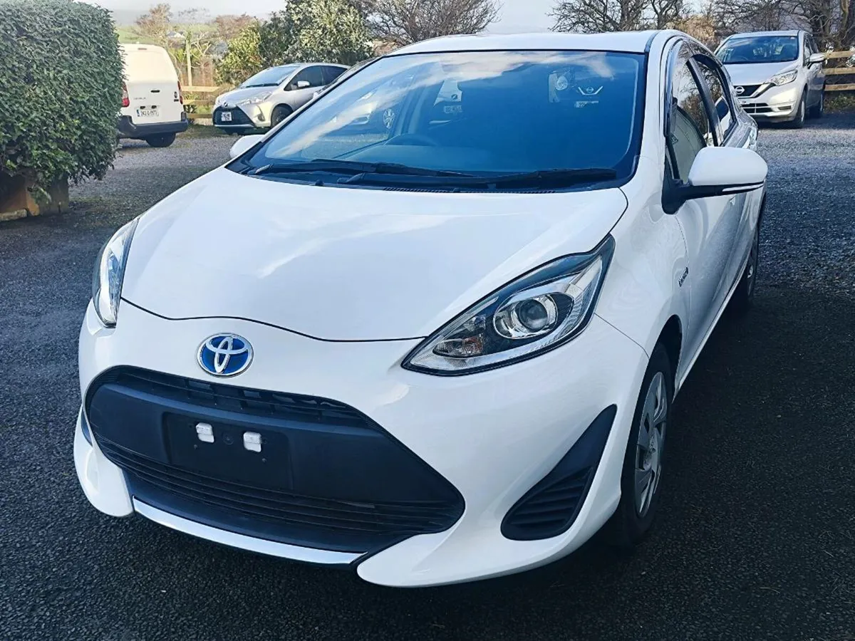 2020 Toyota Aqua Hybrid Automatic - Image 4