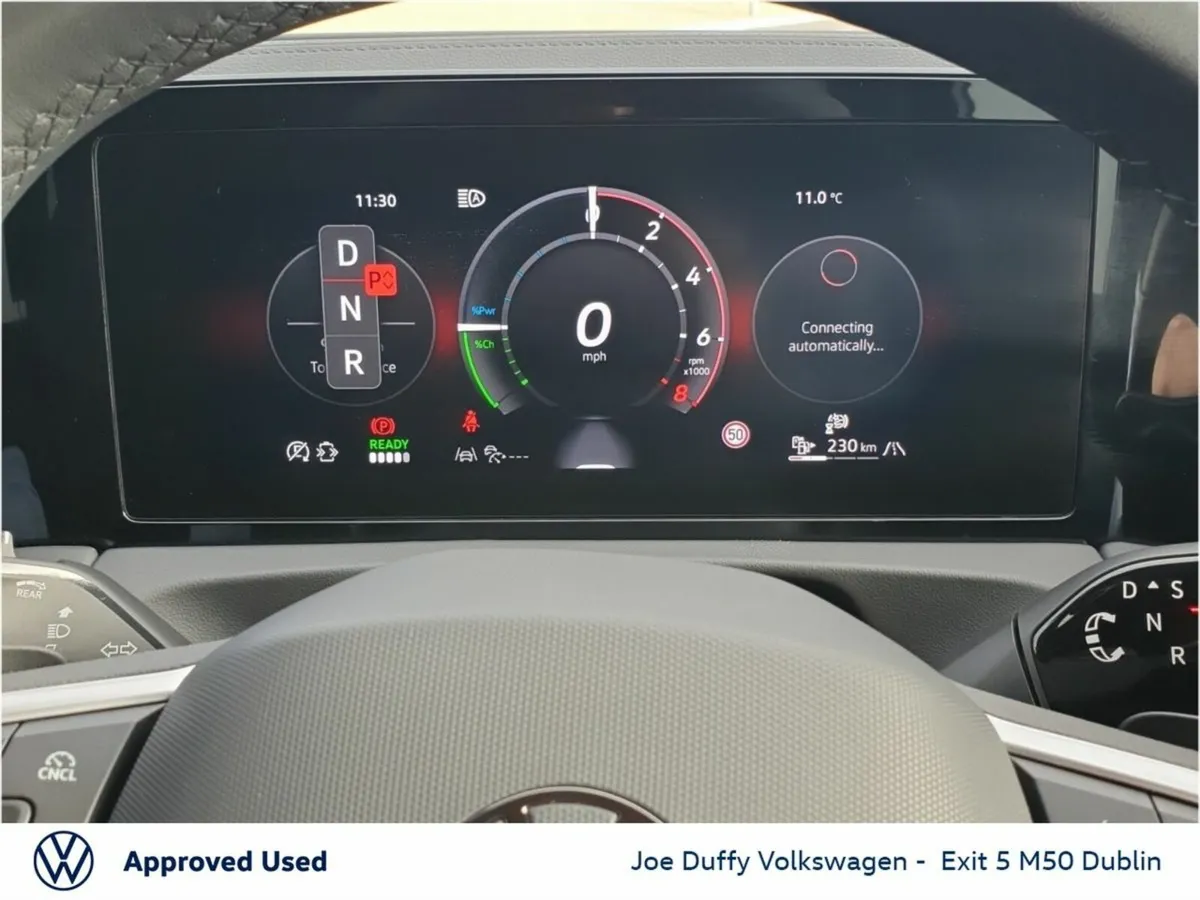 Volkswagen Tiguan R-Line Tsi Phev S-A  R-Line  TSi - Image 3