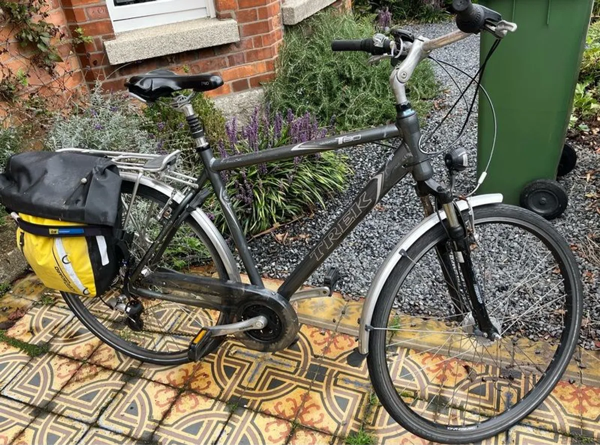 Man's Bike, Trek Navigator
