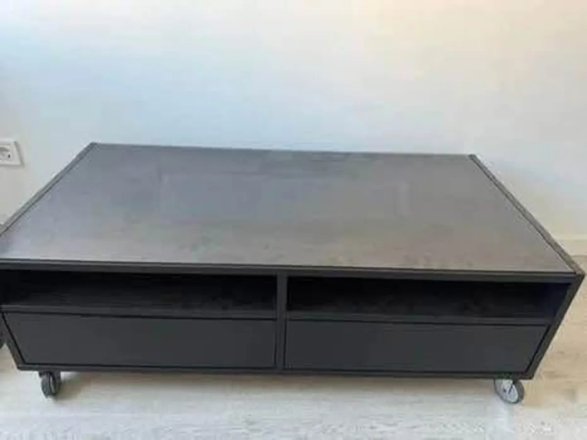 Coffee table - Image 1