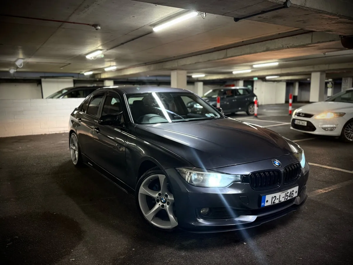 BMW f30 318D - Image 2
