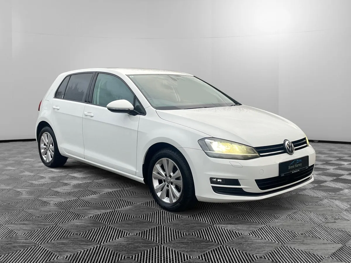 VW GOLF-2015 COMFORTLINE DSG - Image 1