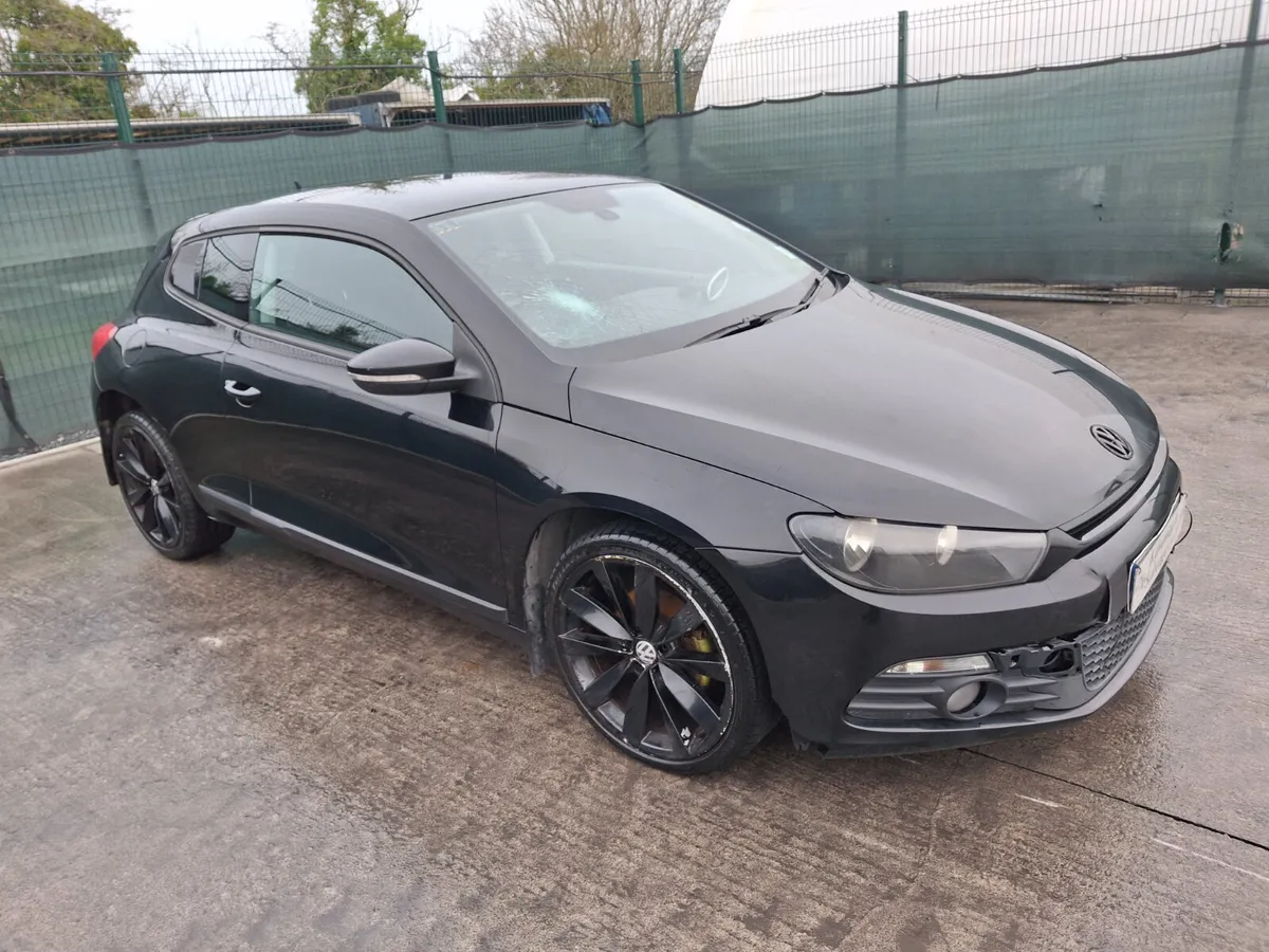 2010 Volkswagen Scirocco  2.0 Tdi  Gt - Image 2