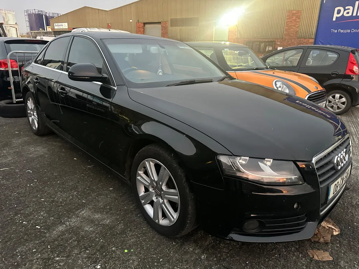 Audi A4 2.0TDI DRIVING - Image 2