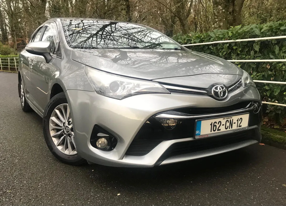 Toyota Avensis 1.6 D-4D Aura Saloon 150kms - Image 2