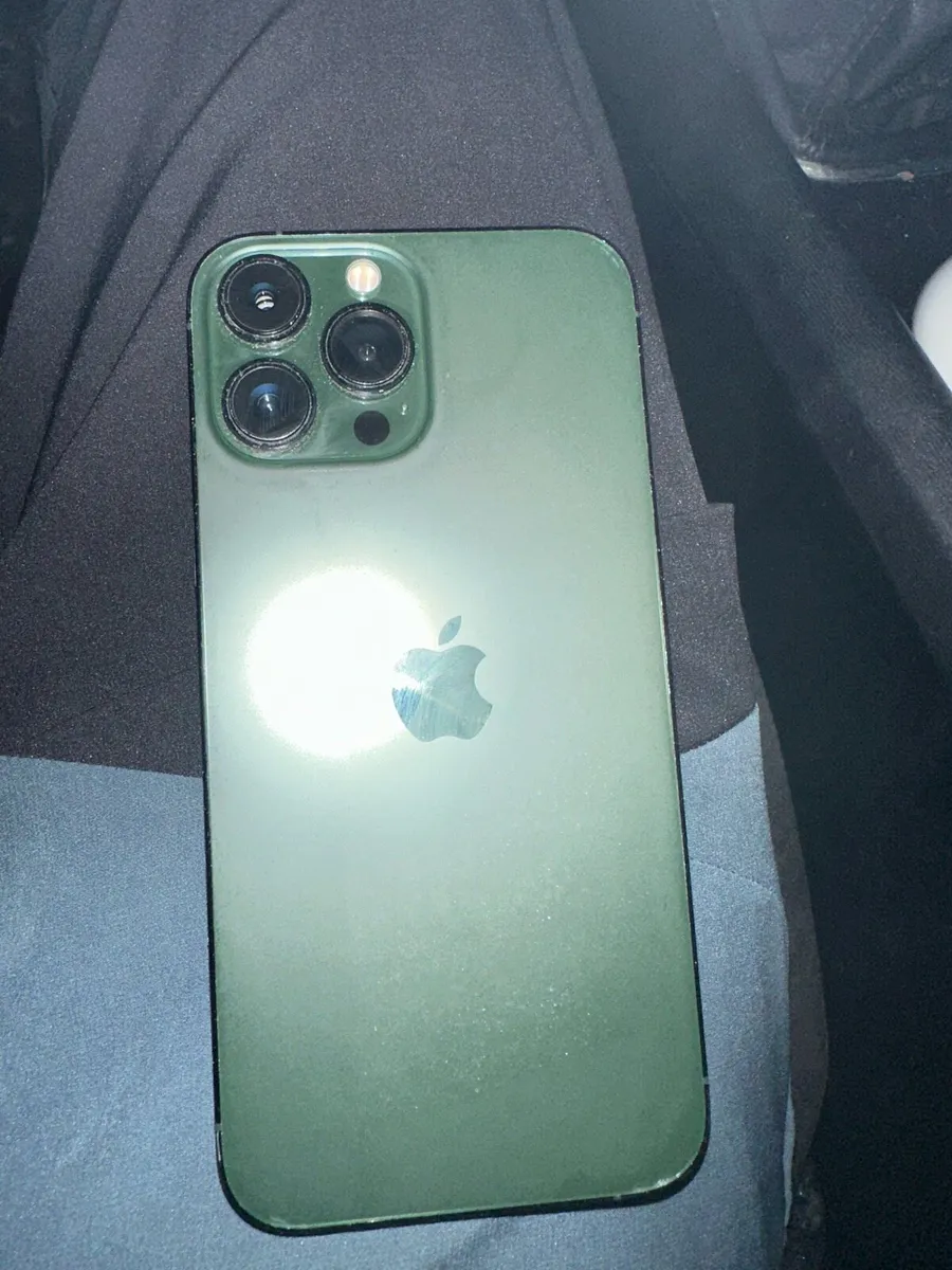 iPhone 13 Pro Max - Image 2