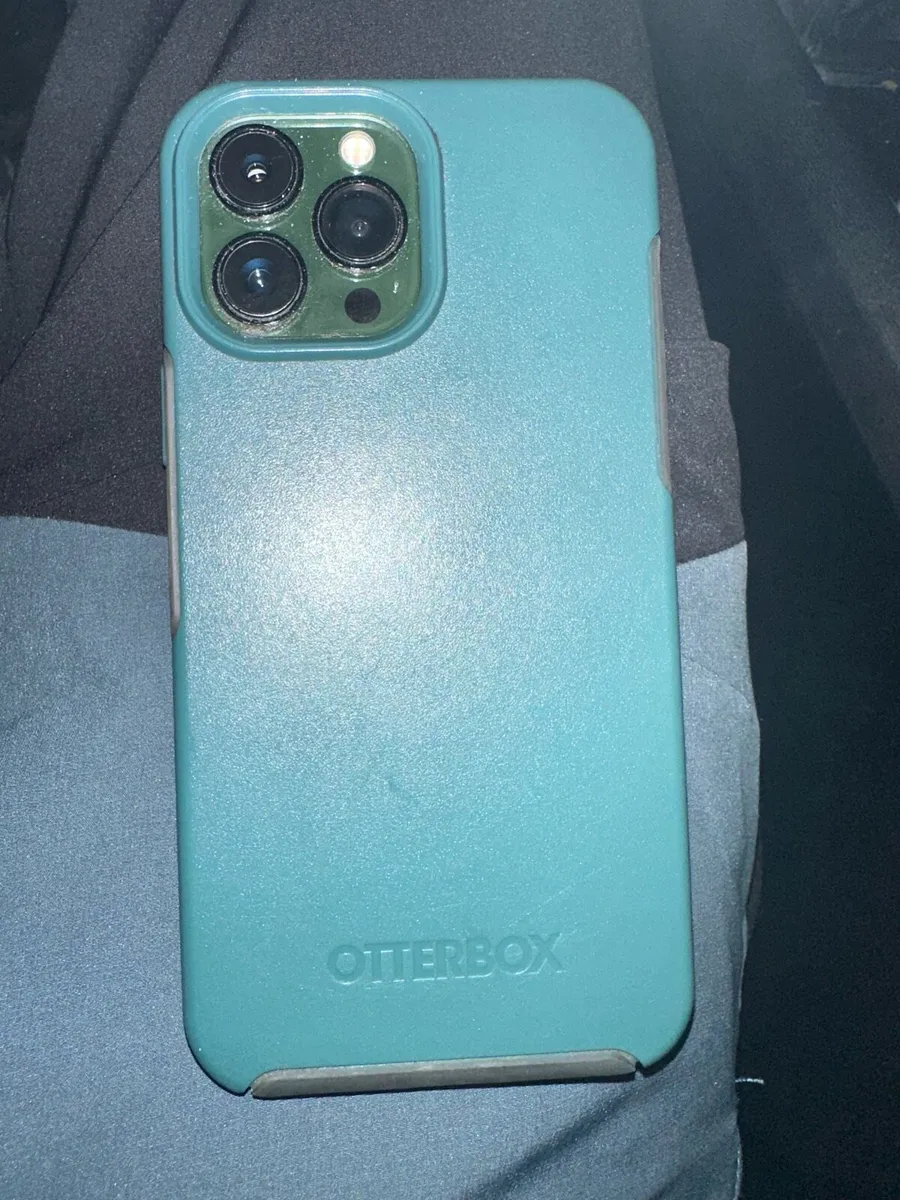 iPhone 13 Pro Max - Image 4