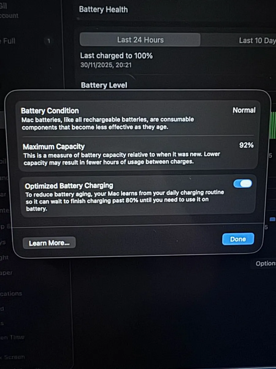 Macbook M3 Air - Image 4