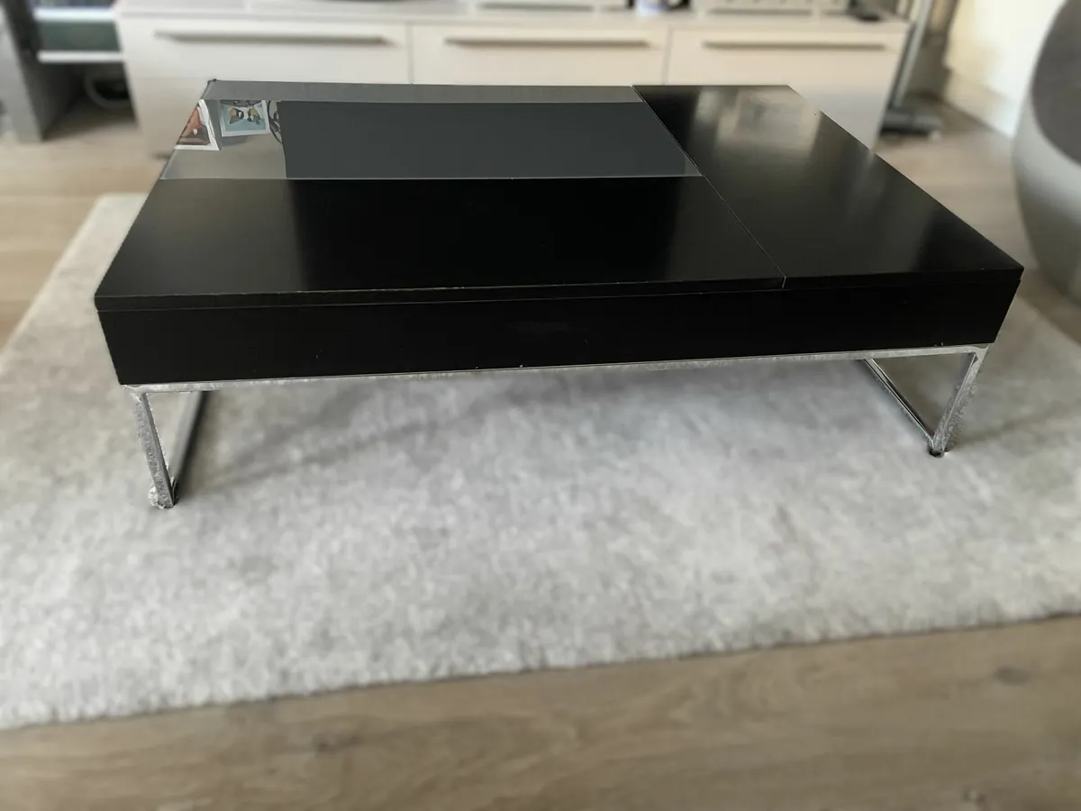 BoConcept Black Coffee table with storage - Image 2