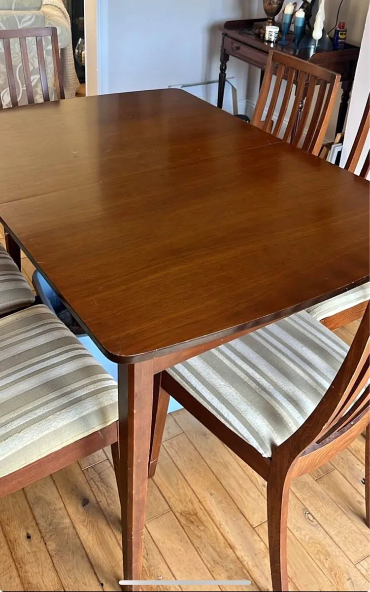 Solid Extendable Cherrywood Kitchen Dining Table