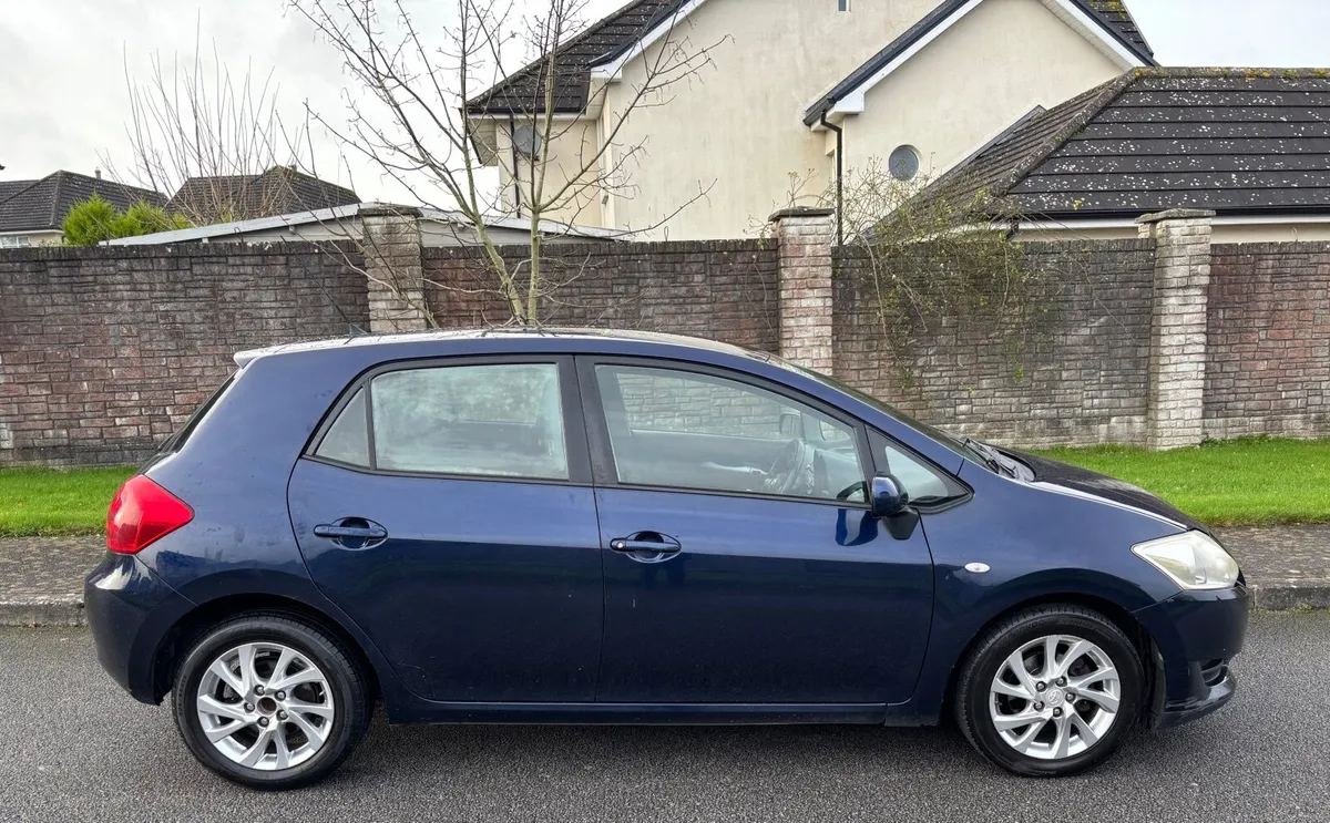 Toyota Auris 1.4D4D Terra 2007 - Image 3