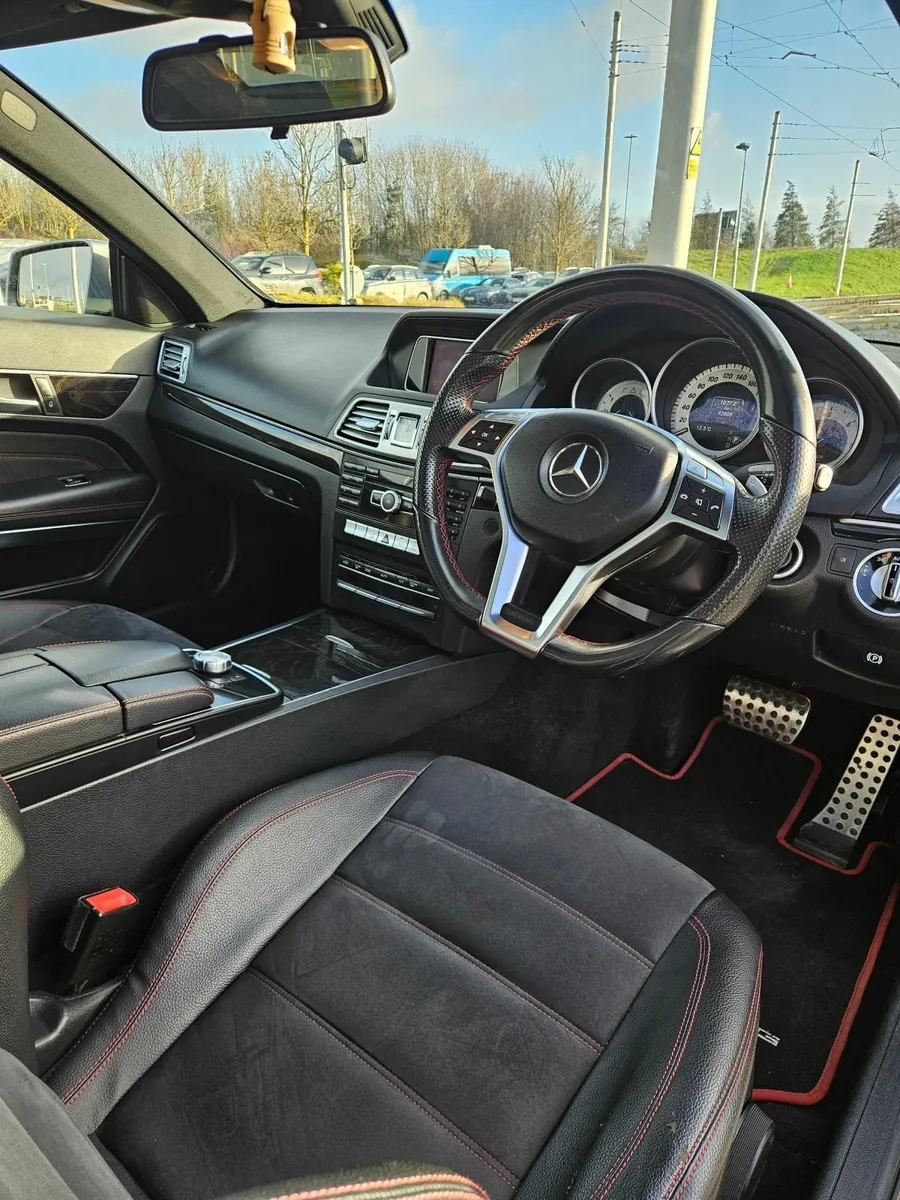 Mercedes-Benz E-Class 2015 AMG Line - Image 4