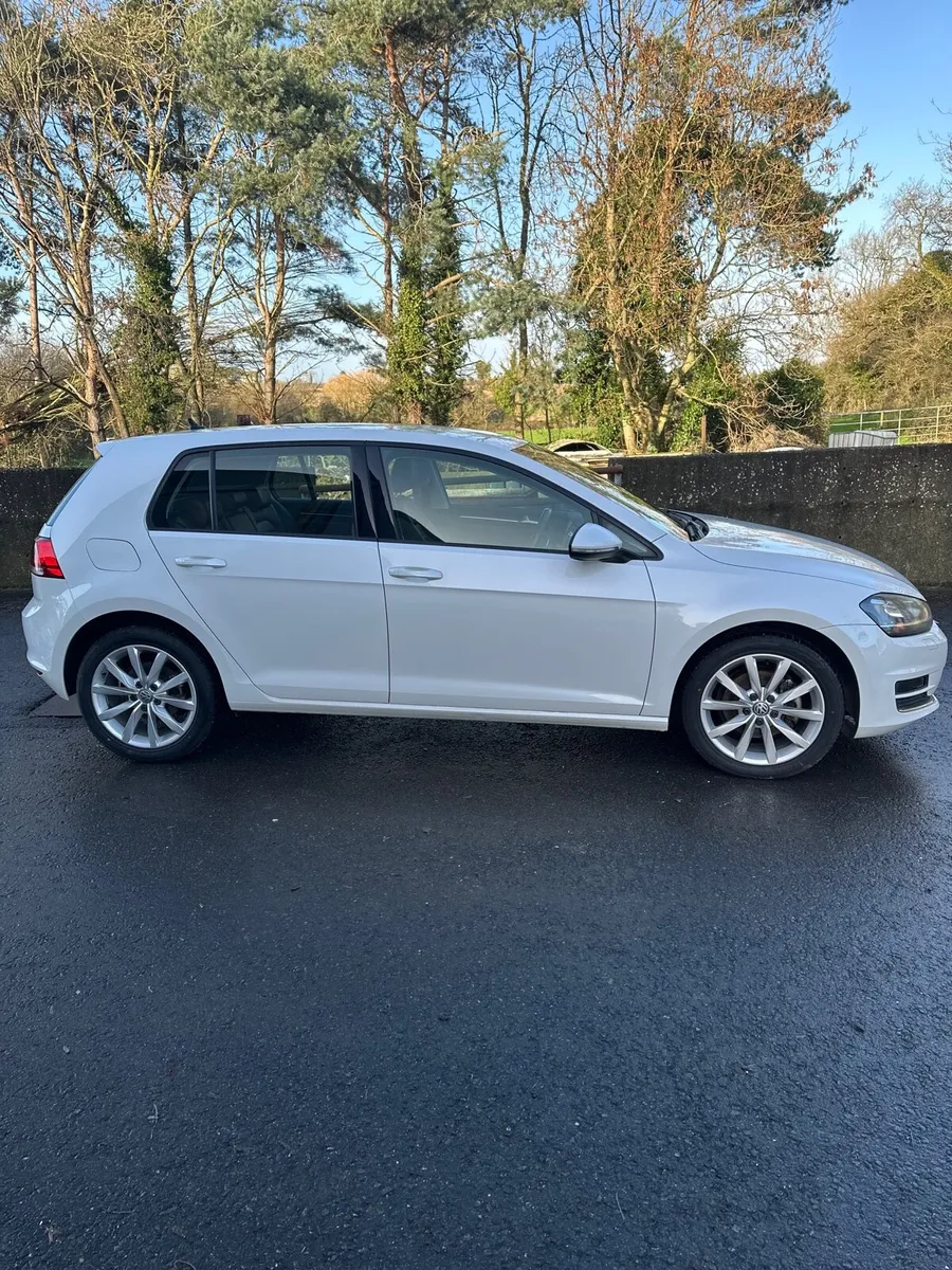 2014 Volkswagen Golf • 1.4 TSI - Image 1