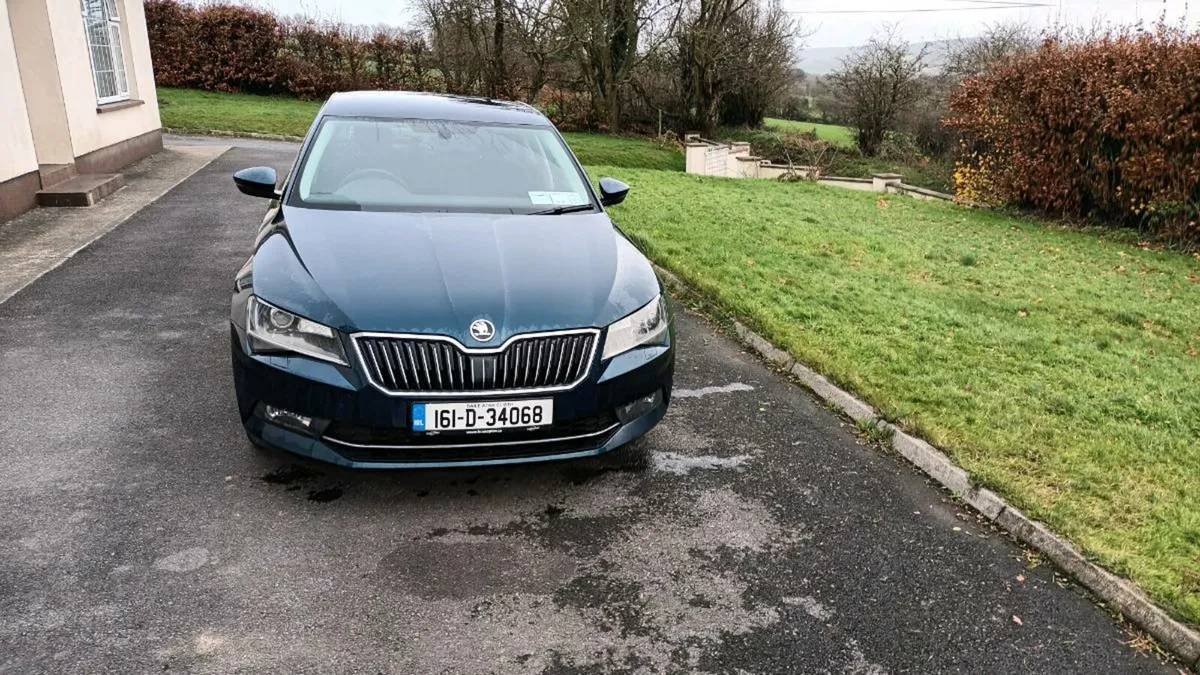 Skoda Superb Ambition 2.0 TDI 150 - Image 1