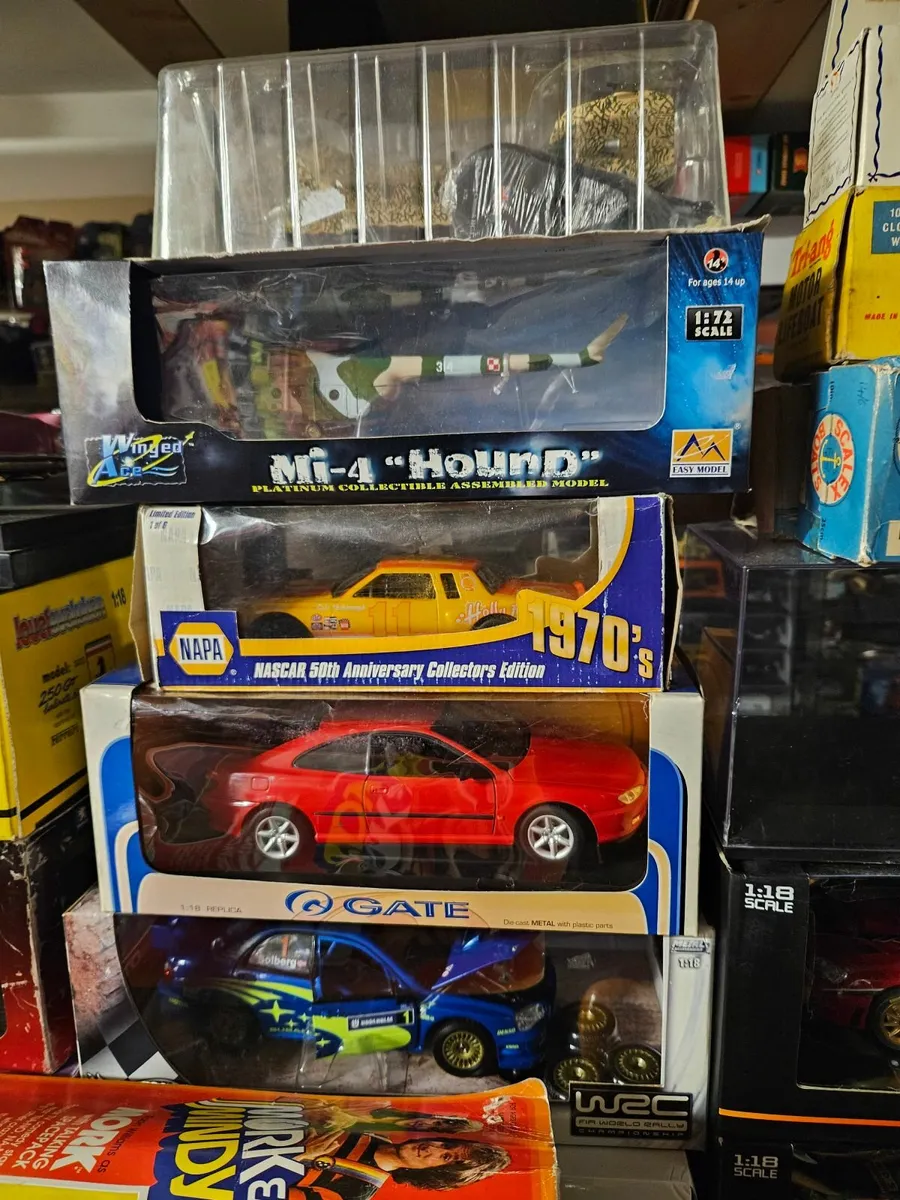 Corgi 1:18 - Image 2