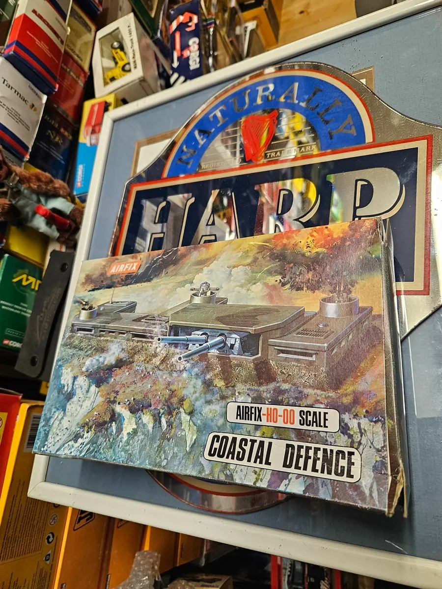 Vintage Airfix Coastal Defence Kit - Image 1