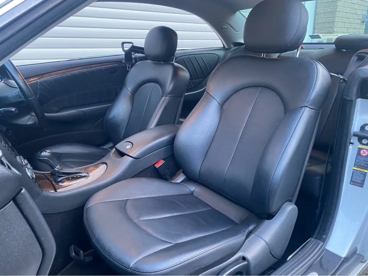 Mercedes-Benz CLK 220 CDI ELEGANCE @ Waltons Garag - Image 4