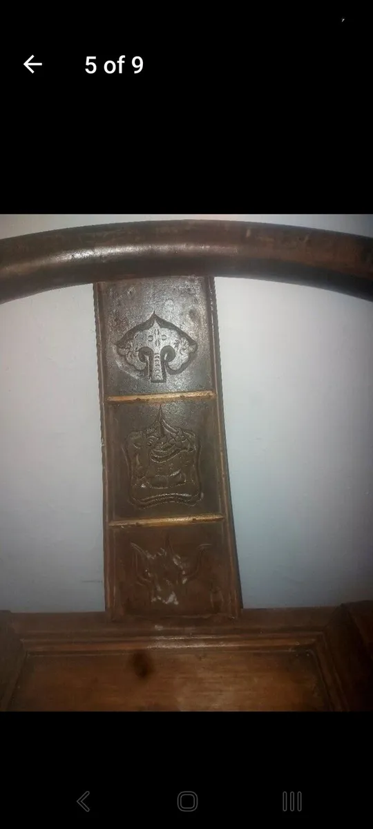 Antique Chinese horseshoe back chair - Image 2