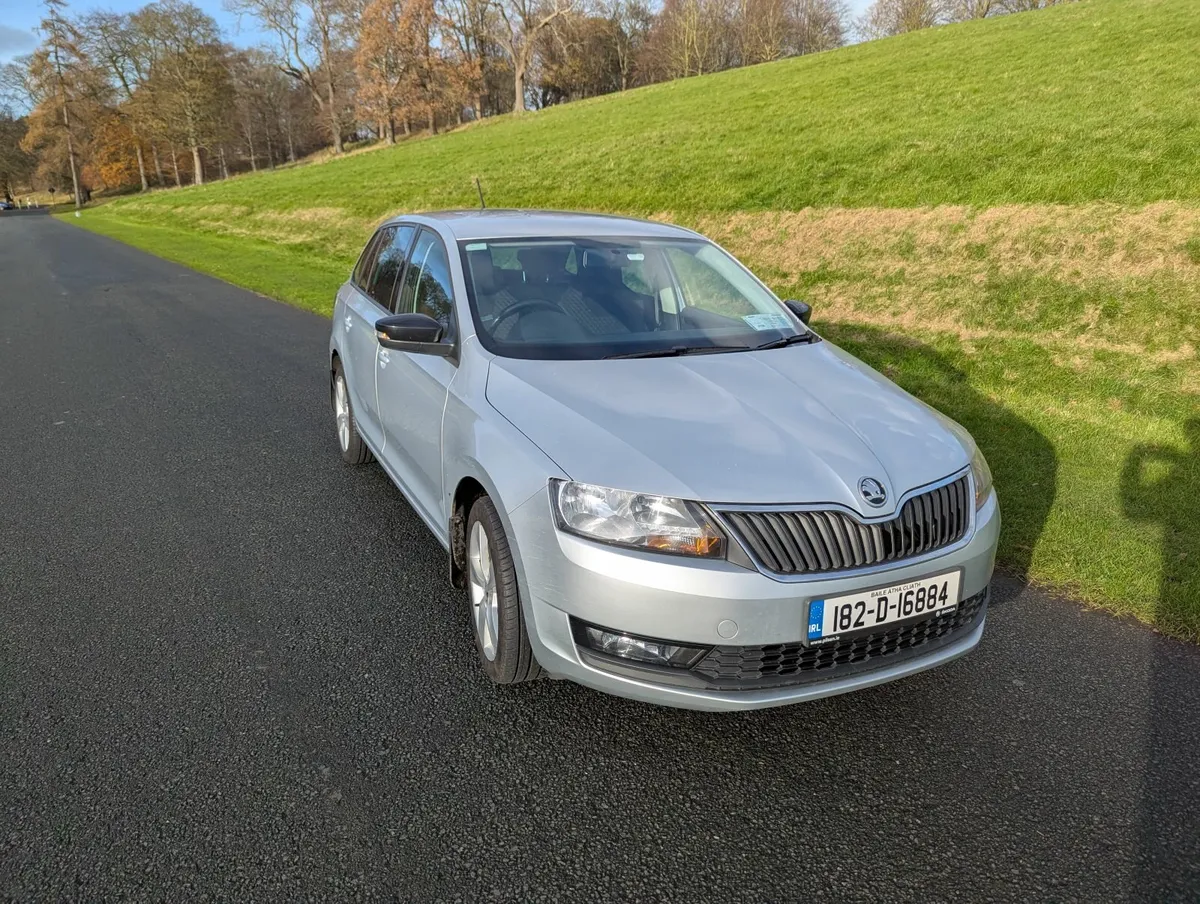 2018 (182) Skoda Rapid Spaceback Ambition 1.0 TSI - Image 1