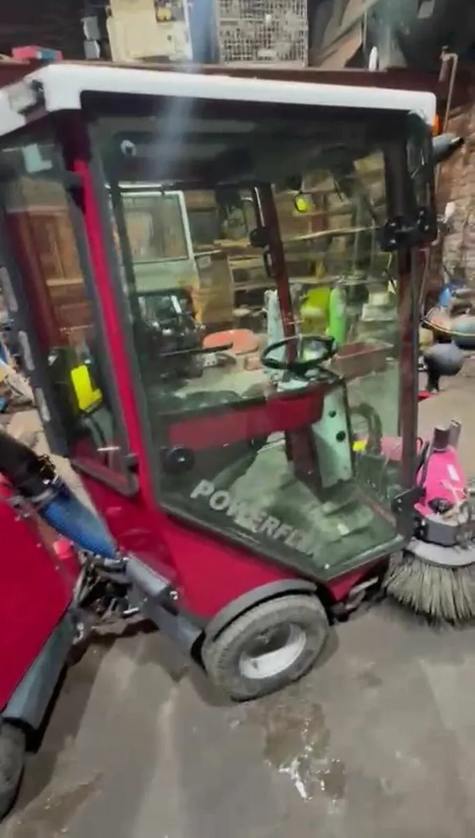 Euromec diesel road sweeper roadsweeper no vat - Image 1