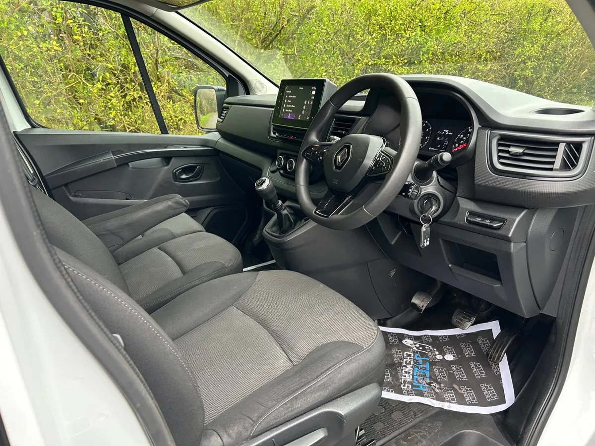 2022 RENAULT TRAFIC 2.0dci business +, new model - Image 3