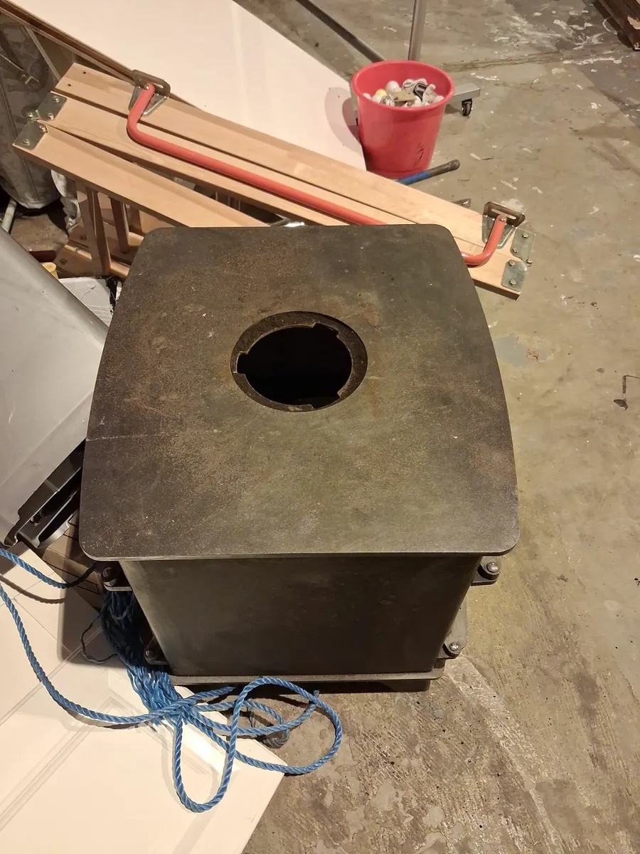 Henley double stove - Image 1